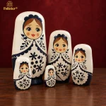 Una Sorpresa Dentro de Otra · Matrioshkas Rusas